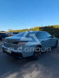 2023 BMW 760