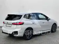 2023 BMW 223