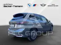 2023 BMW 223