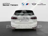 2023 BMW 223