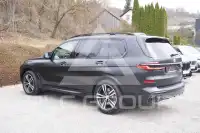 2023 BMW X7