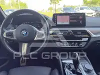 2023 BMW 530