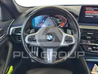 2023 BMW 530