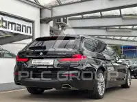2023 BMW 530
