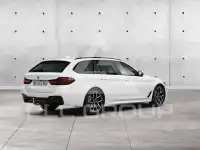2023 BMW 530