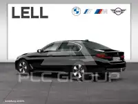 2023 BMW 530