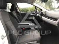 2023 BMW 218