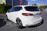 2023 BMW 218