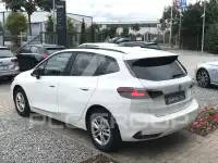2023 BMW 218