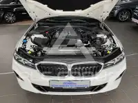 2023 BMW 320