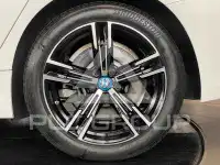 2023 BMW 320