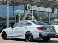 2023 BMW 320