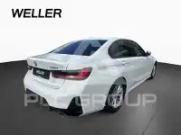 2023 BMW 320