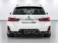 2023 BMW 320