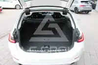 2023 BMW 320