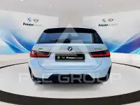 2023 BMW 320