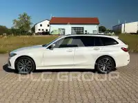 2023 BMW 320