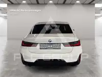 2023 BMW 320