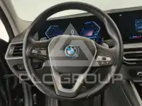 2023 BMW 320