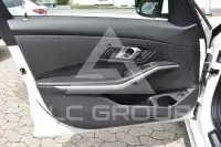2023 BMW 320