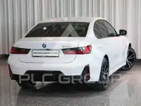 2023 BMW 320
