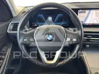 2023 BMW 320