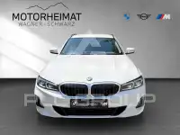 2023 BMW 320