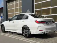 2023 BMW 320