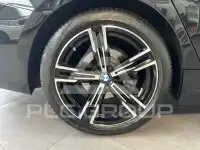 2023 BMW 320
