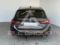 2023 BMW 320