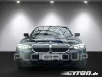 2023 BMW 320