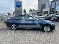 2023 BMW 320