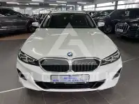 2023 BMW 320
