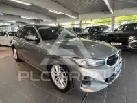 2023 BMW 320