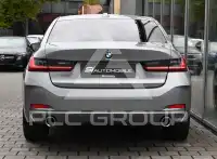 2023 BMW 330