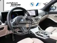 2023 BMW 330