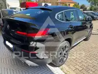 2023 BMW X4