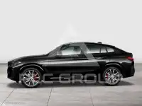 2023 BMW X4