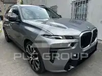 2023 BMW X7
