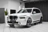 2023 BMW X7