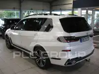2023 BMW X7