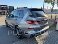 2023 BMW X7