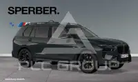 2023 BMW X7