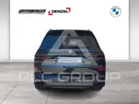 2023 BMW X7