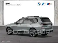 2023 BMW X7