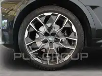 2023 BMW X7