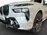 2023 BMW X7