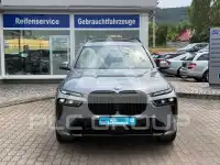 2023 BMW X7