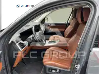 2023 BMW X7