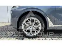 2023 BMW X7
